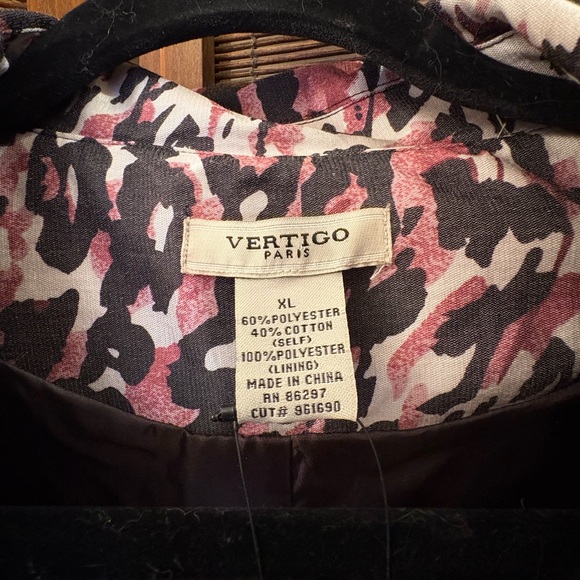 Vertigo Paris Pink and Black Animal Print Coat - Picture 4 of 5
